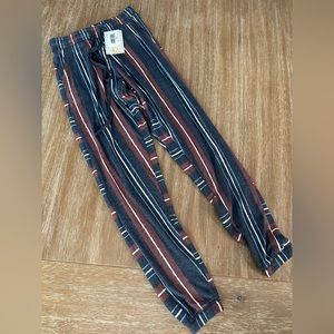 NWT XS LulaRoe Jax Jogger Americana